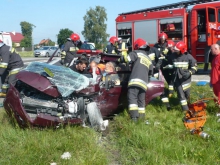 Szósty wypadek w tym miejscu. O krok od tragedii na krajowej siódemce! Szósty wypadek w tym miejscu. O krok od tragedii na krajowej siódemce!