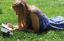 Pomysł na sobotę? Piknik na kocyku Pomysł na sobotę? Piknik na kocyku