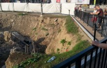 Odsłaniają wykopaliska pod Wysoką Bramą Odsłaniają wykopaliska pod Wysoką Bramą