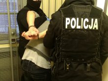 Półnagi grasował pod szkołami na Zatorzu i w Dywitach. Usłyszał zarzuty Półnagi grasował pod szkołami na Zatorzu i w Dywitach. Usłyszał zarzuty