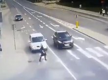 Ominął inny samochód przed przejściem dla pieszych. Słono za to zapłaci Ominął inny samochód przed przejściem dla pieszych. Słono za to zapłaci