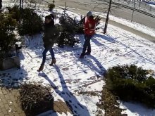 Znasz osoby ze zdjęcia? Zgłoś się na policję Znasz osoby ze zdjęcia? Zgłoś się na policję
