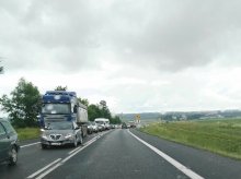 Remont nawierzchni na szesnastce. Duże utrudnienia w ruchu Remont nawierzchni na szesnastce. Duże utrudnienia w ruchu