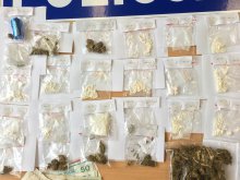 Trzymały narkotyki, które mogły rozprowadzać w lokalu gastronomicznym. Wpadły w ręce policji Trzymały narkotyki, które mogły rozprowadzać w lokalu gastronomicznym. Wpadły w ręce policji