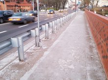 Fuszerka na nowym moście w ciągu ulicy Pieniężnego Fuszerka na nowym moście w ciągu ulicy Pieniężnego