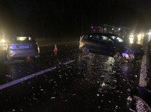 Groźny wypadek na DK51. Ranna kobieta trafiła do szpitala Groźny wypadek na DK51. Ranna kobieta trafiła do szpitala