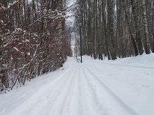 Nad jezioro na narty. Nad Ukielem powstały trasy narciarskie Nad jezioro na narty. Nad Ukielem powstały trasy narciarskie
