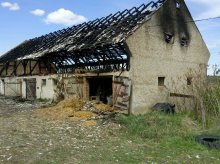Kłótnia braci o piwo zakończyła się doszczętnie spaloną oborą Kłótnia braci o piwo zakończyła się doszczętnie spaloną oborą