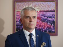 Andrzej Maciejewski (Kukiz'15): Nie ma nas na bilbordach. Spotykamy się z mieszkańcami na ulicy Andrzej Maciejewski (Kukiz'15): Nie ma nas na bilbordach. Spotykamy się z mieszkańcami na ulicy
