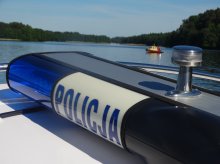 Na jeziorze Ukiel zderzyły się dwa skutery. Jedna osoba ranna Na jeziorze Ukiel zderzyły się dwa skutery. Jedna osoba ranna