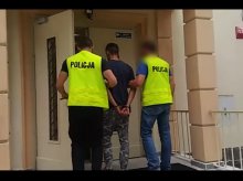 Zaatakował kierowcę śrubokrętem i go okradł. Tymczasowy areszt dla 18-latka Zaatakował kierowcę śrubokrętem i go okradł. Tymczasowy areszt dla 18-latka