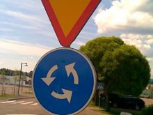 Rondo dla Zacisza - ale za co? Rondo dla Zacisza - ale za co?