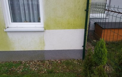 Niskociśnieniowe mycie elewacji, fasad budynków i dachów