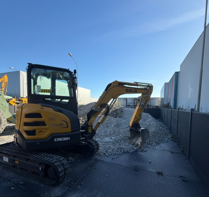  Koparka kompaktowa SDLG ER636H Cab (3,95 t) | Silnik KUBOTA | Klimatyzacja