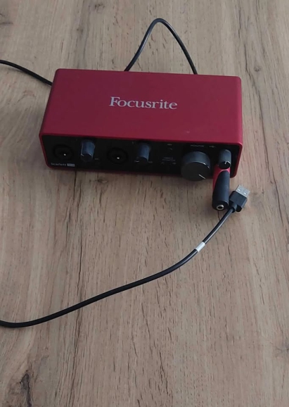 Gitara Solar A2.6LN + interface audio Focusrite 2i2