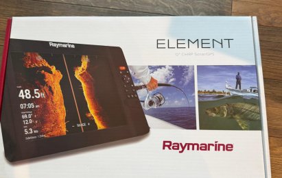 Echosonda Raymarine Element 12 HV, ekran 12” + HV-100