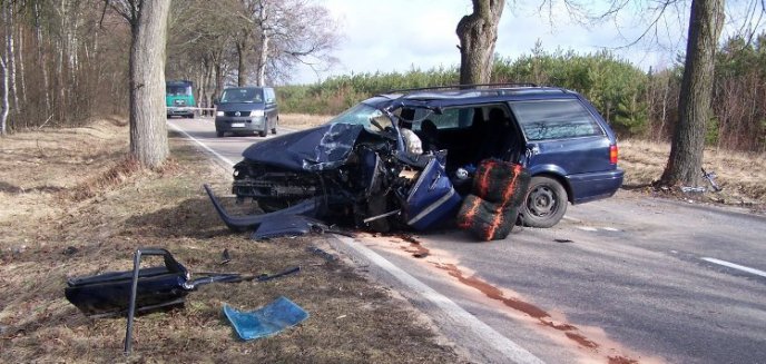 Artykuł: Tragiczny wypadek w okolicach miejscowości Filice. Zginął 71-letni kierowca