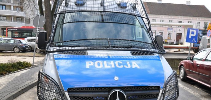 22 nowiutkie mercedesy dla olsztyńskich policjantów