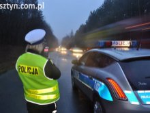 Policjanci podpowiadają jak bezpiecznie spędzić Wielkanoc