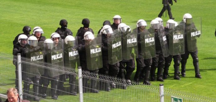 Policjanci ćwiczyli przed Euro 2012 - zdjęcia