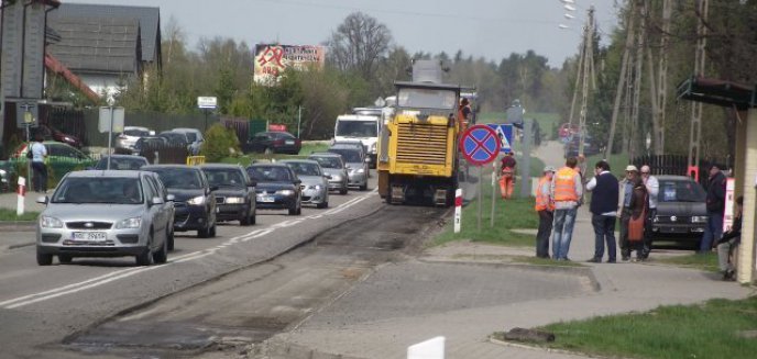 Fuszerka przy remoncie drogi krajowej nr 51 z Olsztyna do Dywit