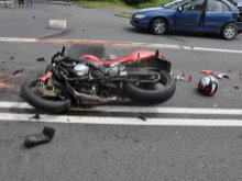 Groźny wypadek z udziałem 20-letniego motocyklisty