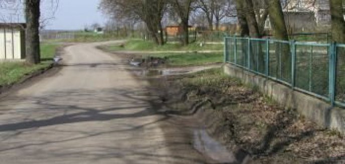 Rozpoczęła się budowa ronda w Bartągu