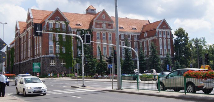 Samorządy lokalne przejmą biblioteki pedagogiczne