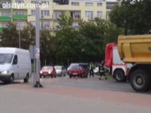 Strażacy jechali do wypadku, rozbili auto na rondzie Bema