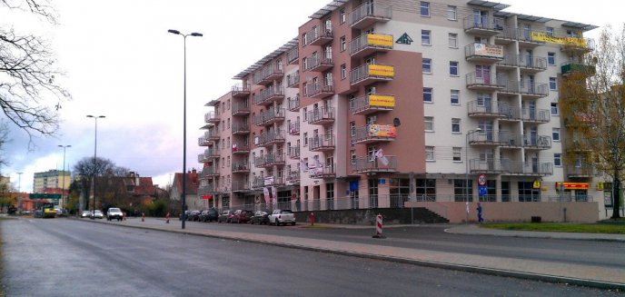 Spory między mieszkańcami bloku na Warszawskiej