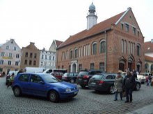 Koniec parkingowej samowolki wokół Starego Ratusza?