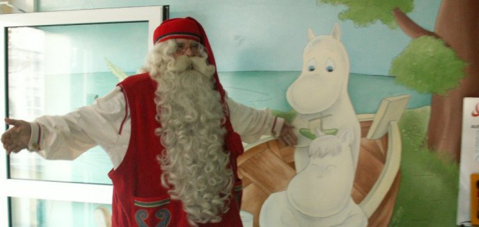 Mikołaj z Laponii odwiedził pacjentów Szpitala Dziecięcego