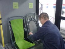 Tapicerowane, twarde. Takie siedzenie wybraliście