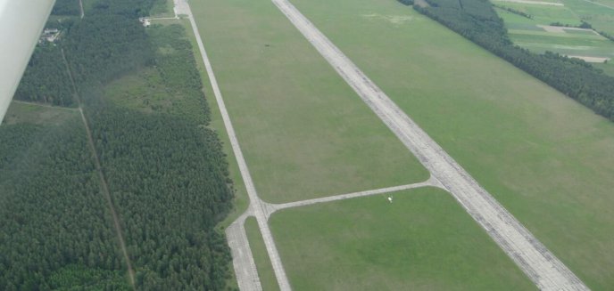 Lotnisko w Szymanach czeka na decyzję środowiskową