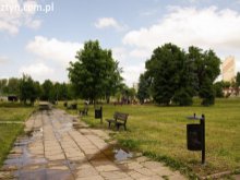 Park Kusocińskiego i cmentarz Św. Jakuba z nową zielenią