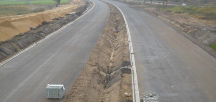 Drogowcy rozwiązują umowę z Alpine Bau. Podwykonawcy mogą walczyć o swoje