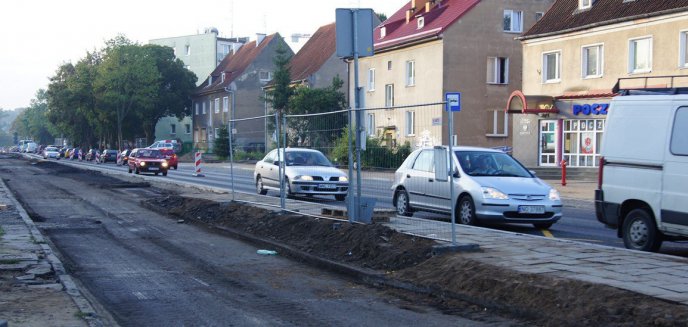 Sytuacja na Bałtyckiej: zniknął stary asfalt, korki na nowej nitce