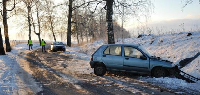 Ślisko na drogach miasta i okolic