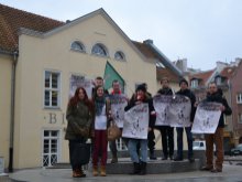 Młodzież Wszechpolska przekonywała w Olsztynie, że ... Kocha Polskę