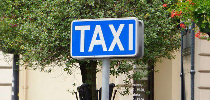 Niedzielno-świąteczne pazerne taxi
