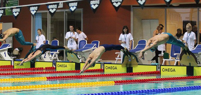 Zawody Pucharu Świata w Pływaniu w Płetwach trwają w Aquasferze (zdjęcia)