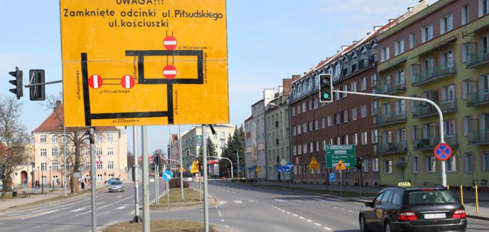 Dzień próby - centrum miasta zamknięte. Jak radzą sobie kierowcy? (film)