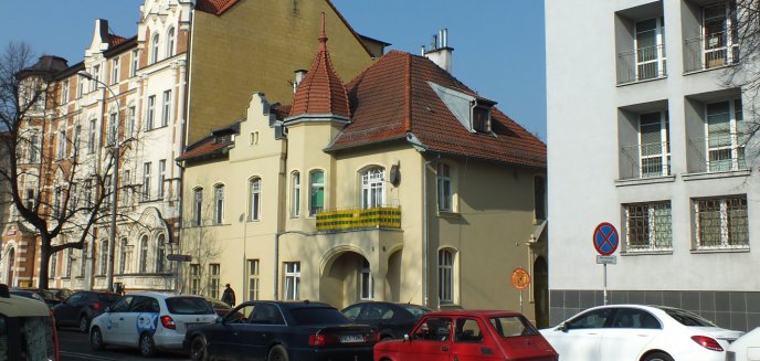 Mieszkamy na ''tykającej bombie''. Gehenna mieszkańców kamienicy w centrum Olsztyna