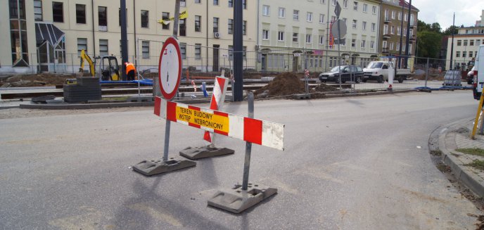 Artykuł: Zmiany w centrum miasta. Skrzyżowanie zamknięte (zdjęcia)