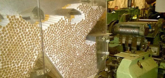 CBŚ z Olsztyna zamknęło jedną z największych fabryk nielegalnych papierosów [FOTO]