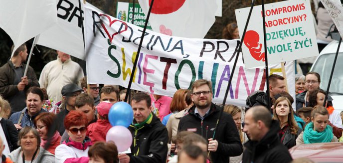 Marsz dla Życia i Rodziny przeszedł ulicami Olsztyna [ZDJĘCIA]
