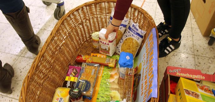 Artykuł: Świąteczna zbiórka żywności w Olsztynie