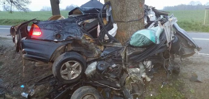 Artykuł: Tragiczny wypadek. Zginął 20-letni kierowca bmw