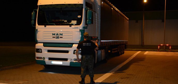 Artykuł: Chciał wjechać do Polski kradzioną ciężarówką