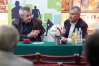 Ireneusz Michałowski (z prawej) na spotkaniu z kibicami